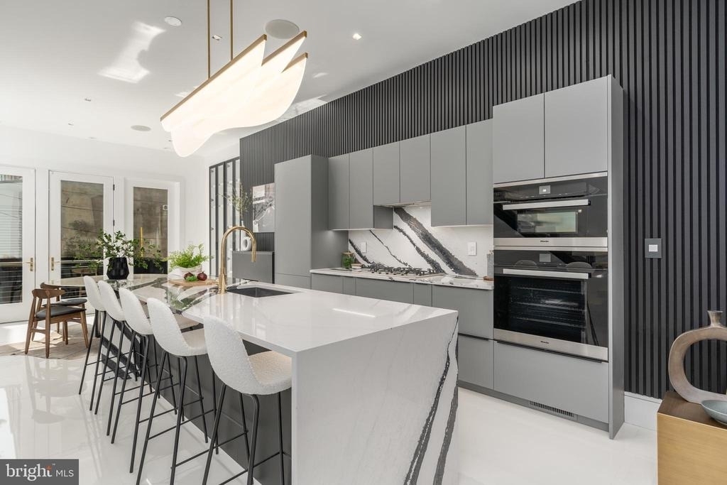 1604 13th Street Nw - Photo 5