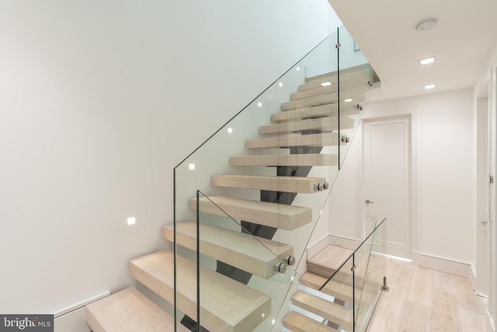 1604 13th Street Nw - Photo 38