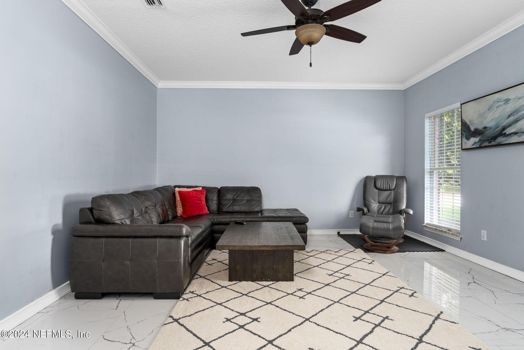 425 Oak Pond Drive - Photo 21