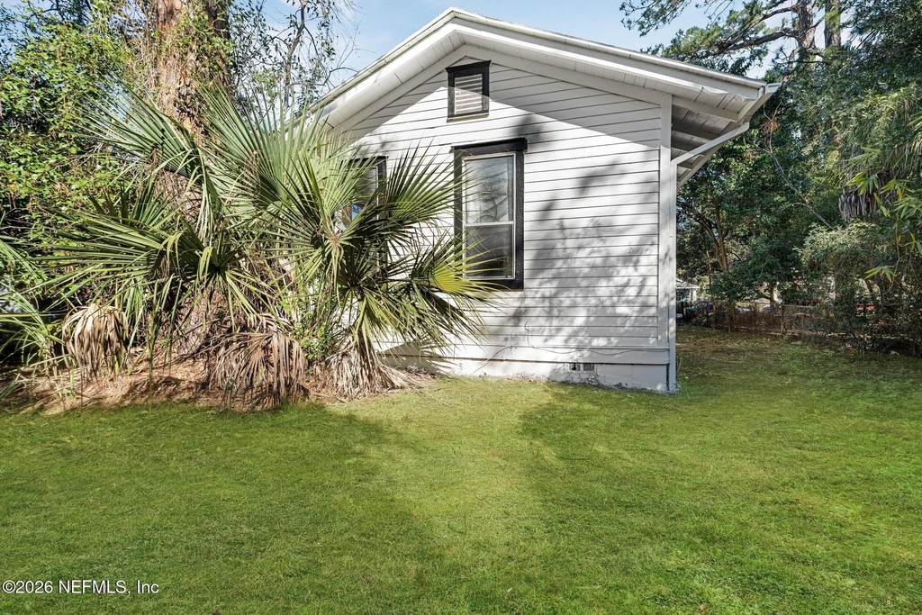 522 W 21st Street - Photo 23