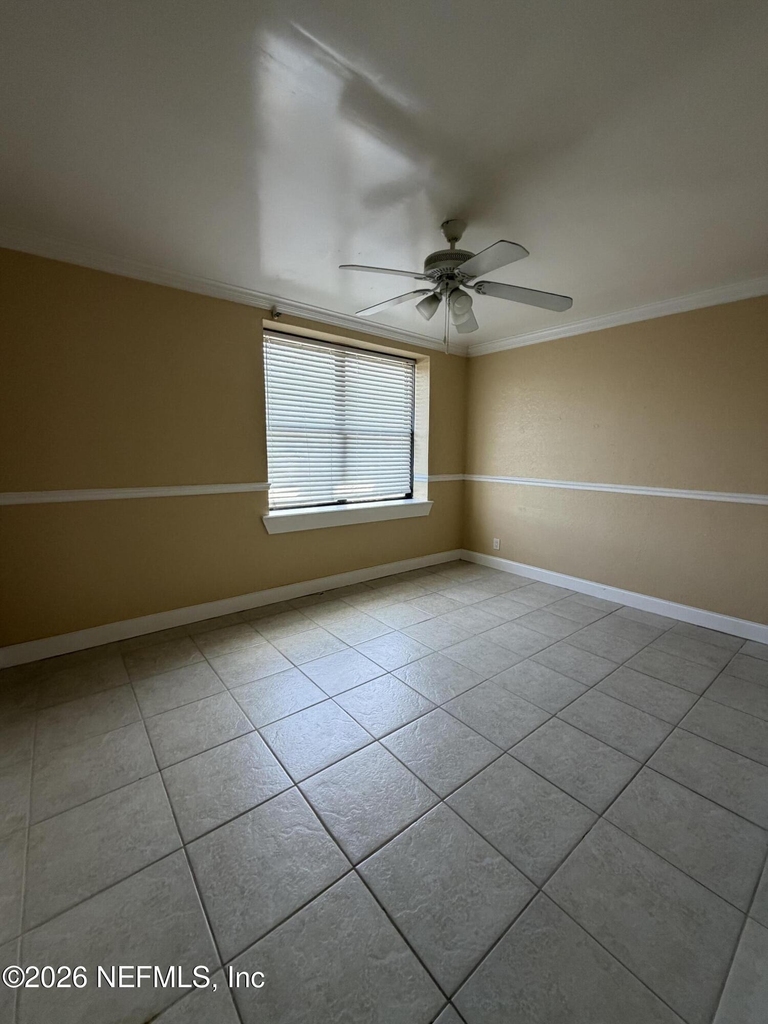311 W Ashley Street - Photo 3