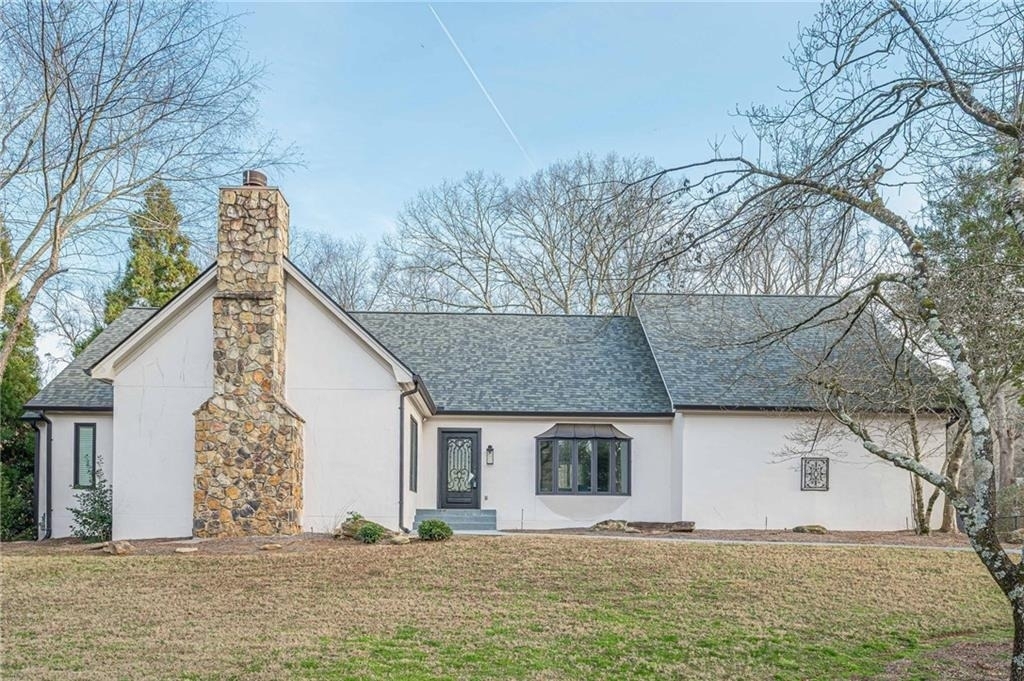 4562 Columns Drive - Photo 1