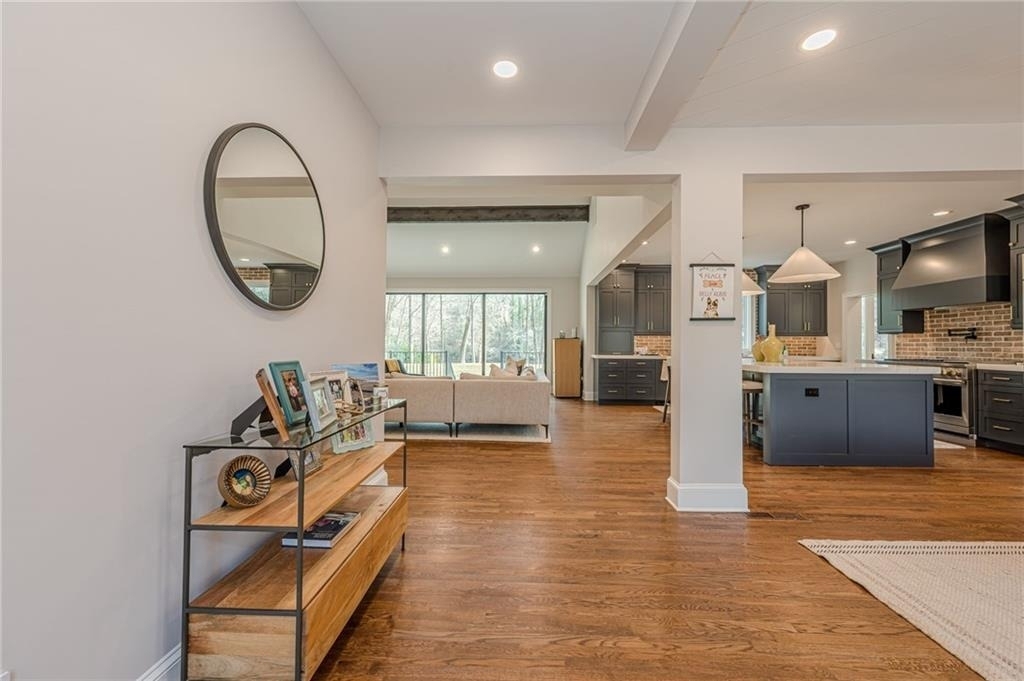 4562 Columns Drive - Photo 7