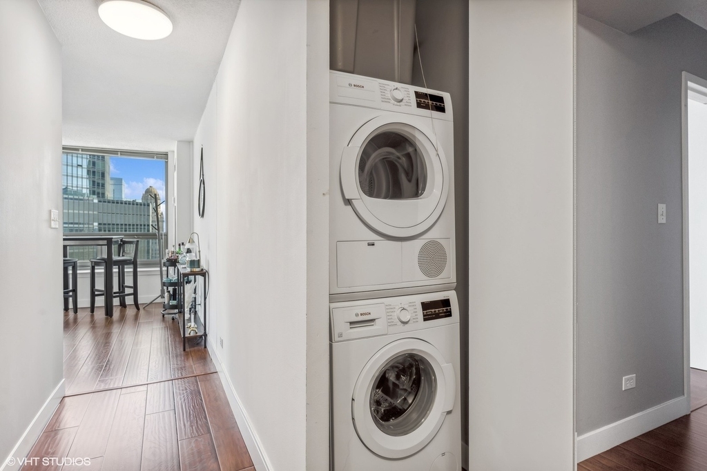 440 N Wabash Avenue - Photo 11