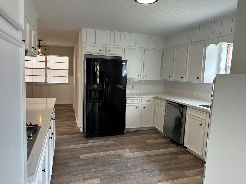 4821 Burning Tree Drive - Photo 4