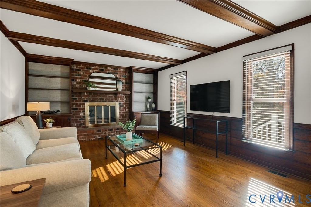 9621 Peppertree Drive - Photo 4