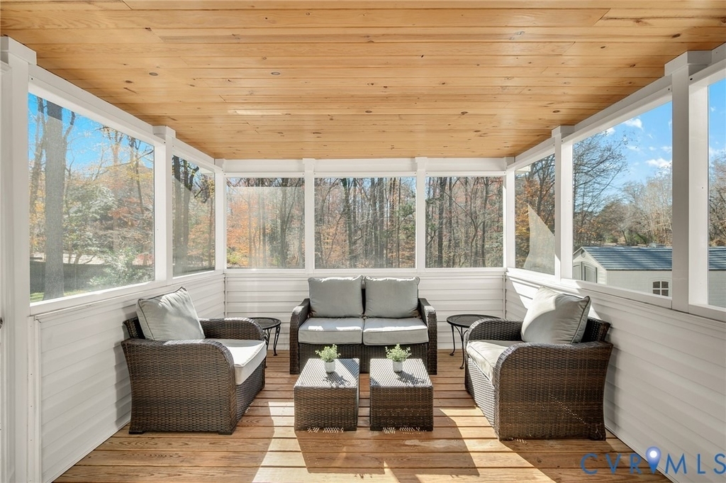 9621 Peppertree Drive - Photo 13