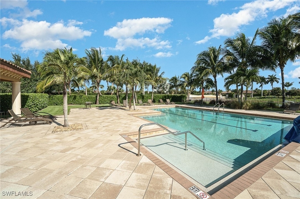 9731 Acqua Court - Photo 15