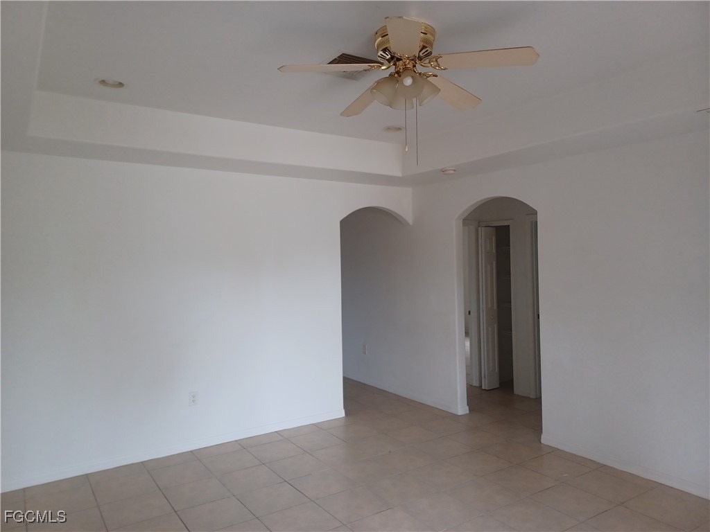 3020 Se Santa Barbara Place - Photo 4