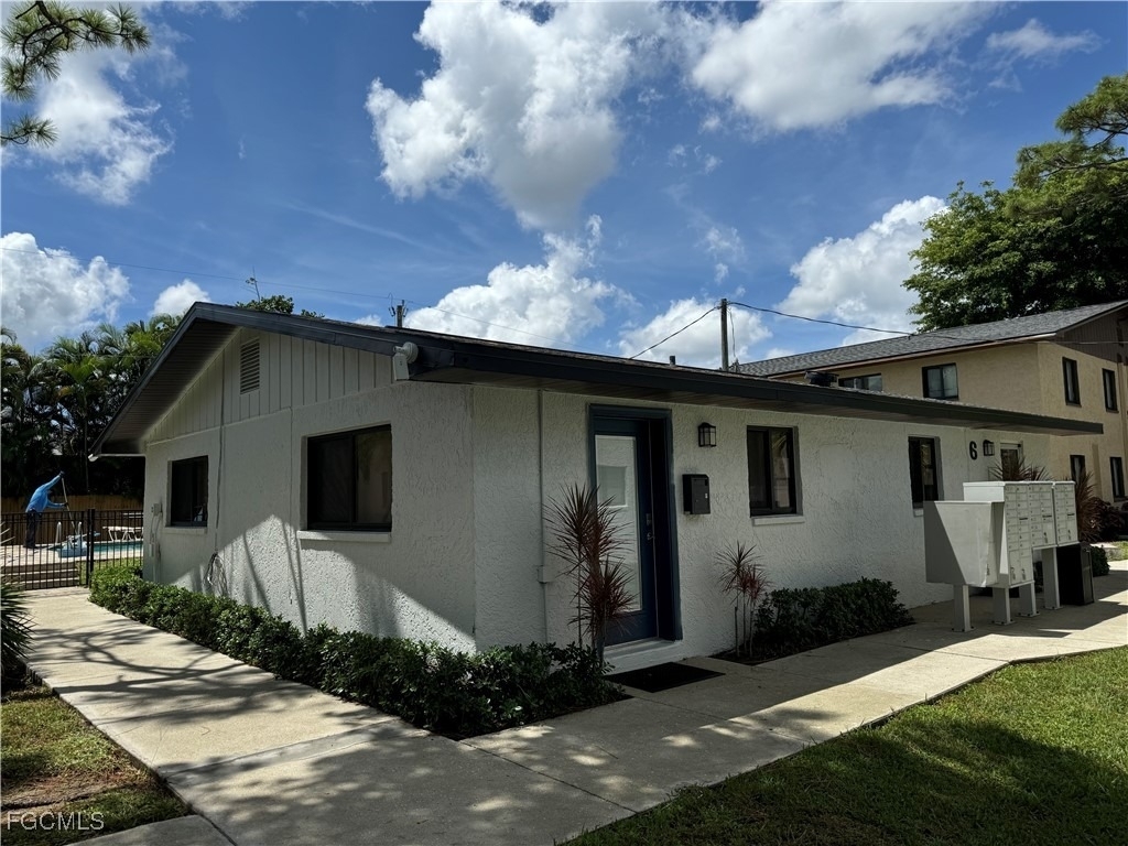7961 Gladiolus Drive - Photo 9