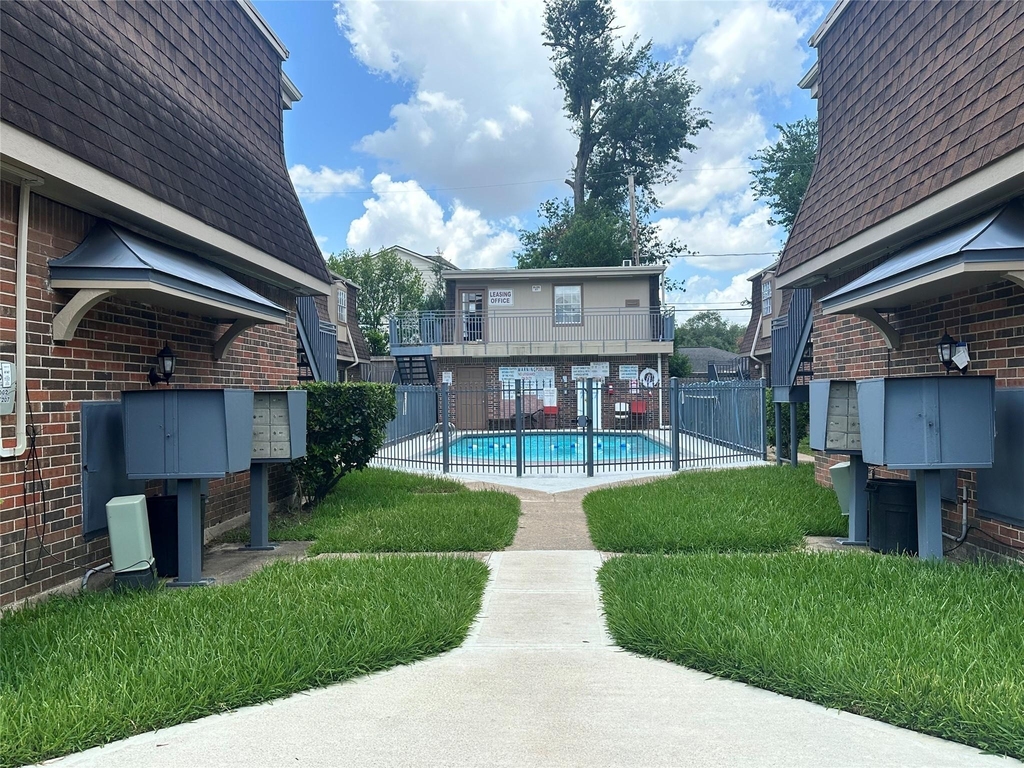 1751 Moritz Drive - Photo 3