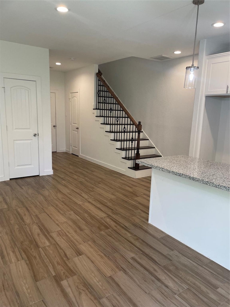 5314 Longmeadow Street - Photo 8