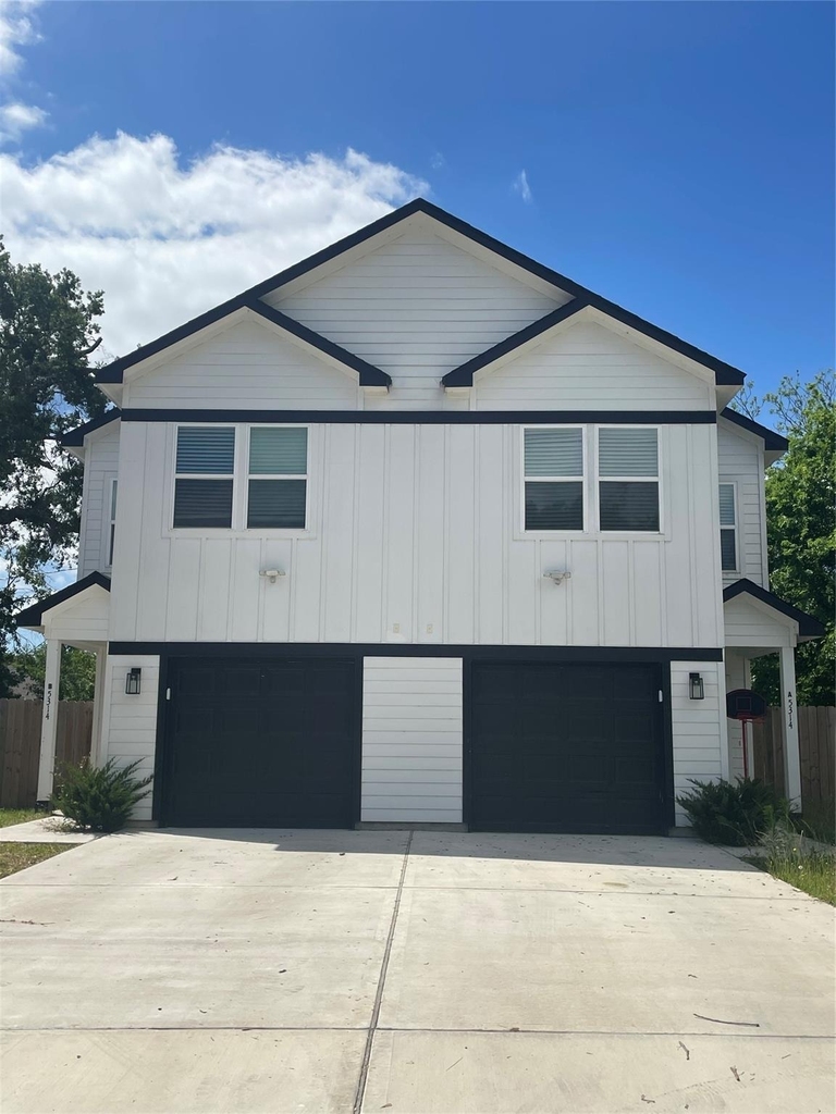 5314 Longmeadow Street - Photo 1
