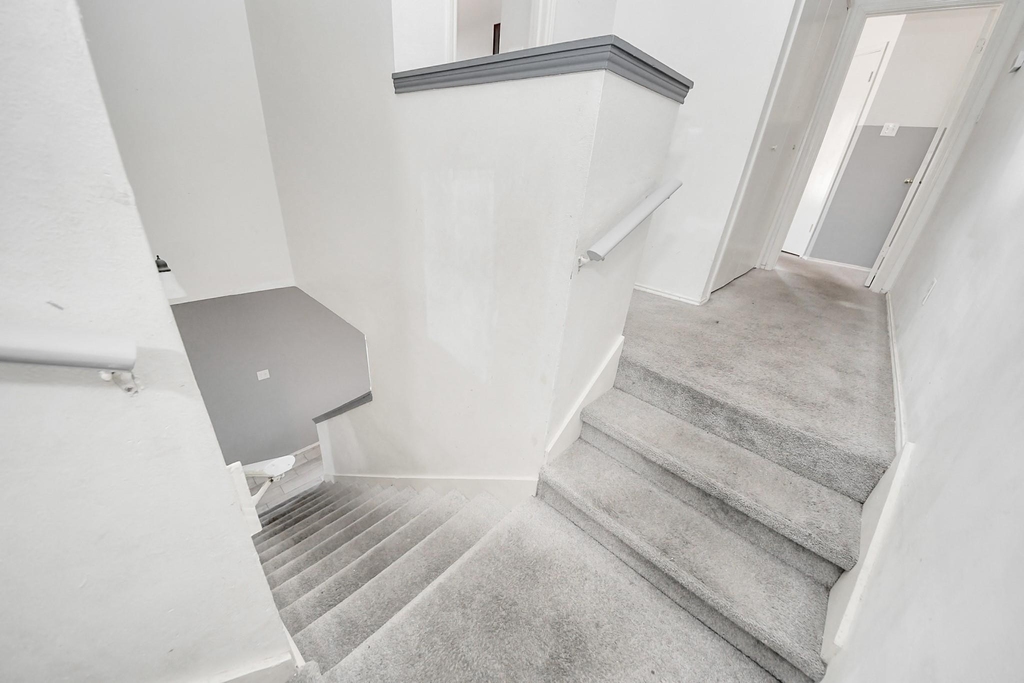 10217 Teneha Drive - Photo 13