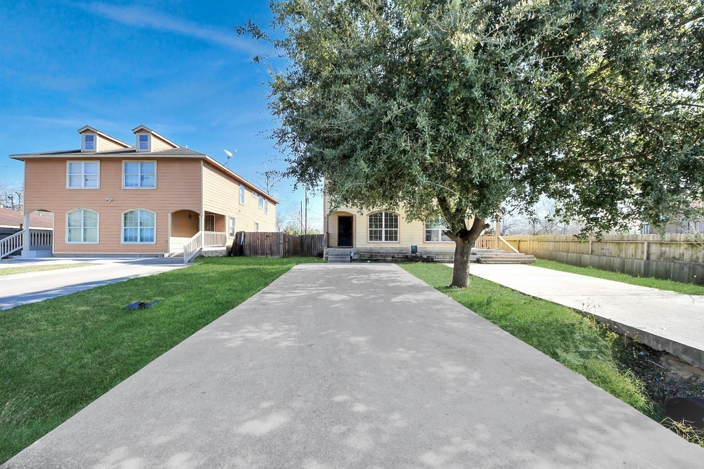 10217 Teneha Drive - Photo 17
