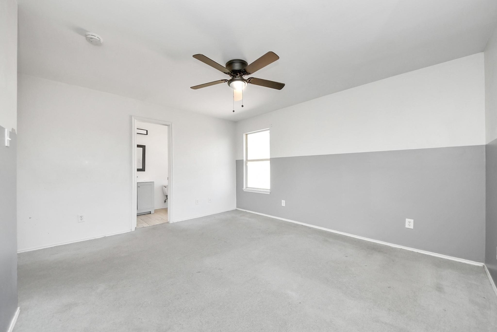 10217 Teneha Drive - Photo 29