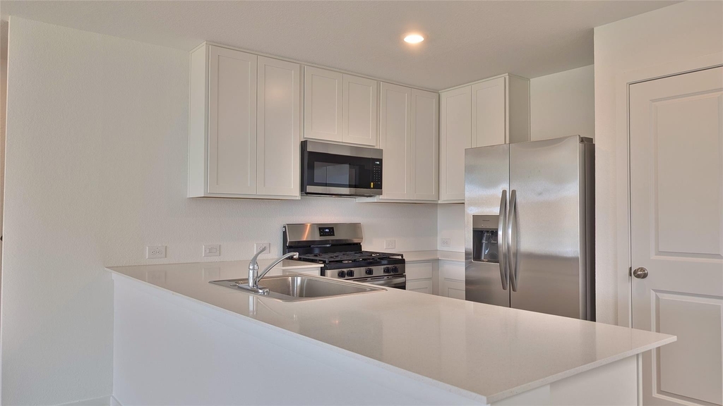 16806 Old Wagon Way - Photo 7