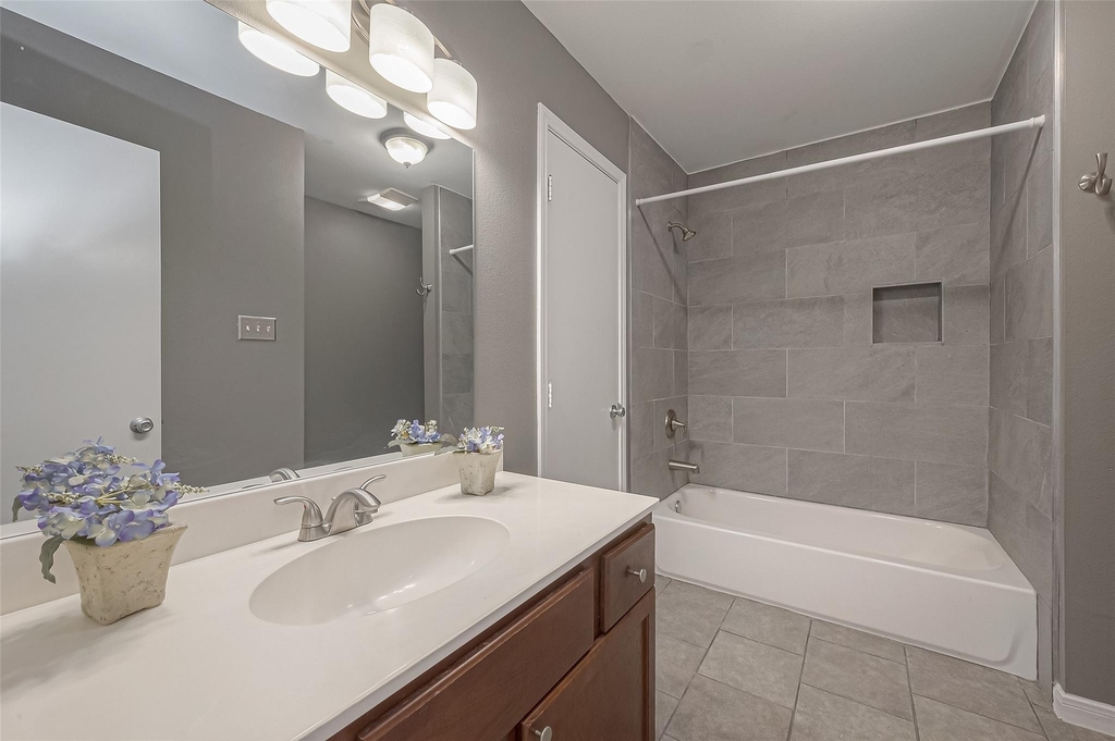 3758 Tanglewilde Street - Photo 19