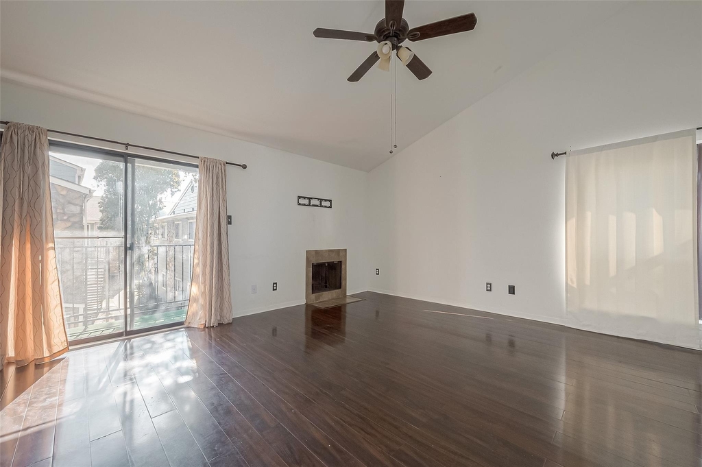 3758 Tanglewilde Street - Photo 5