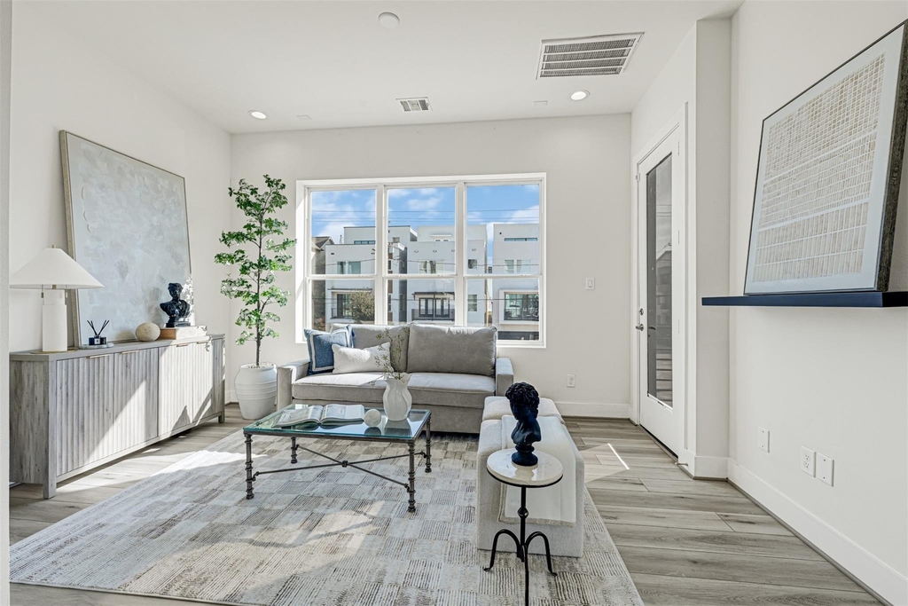 3313 Baer Street - Photo 11