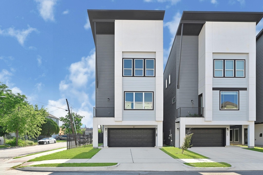 3313 Baer Street - Photo 0