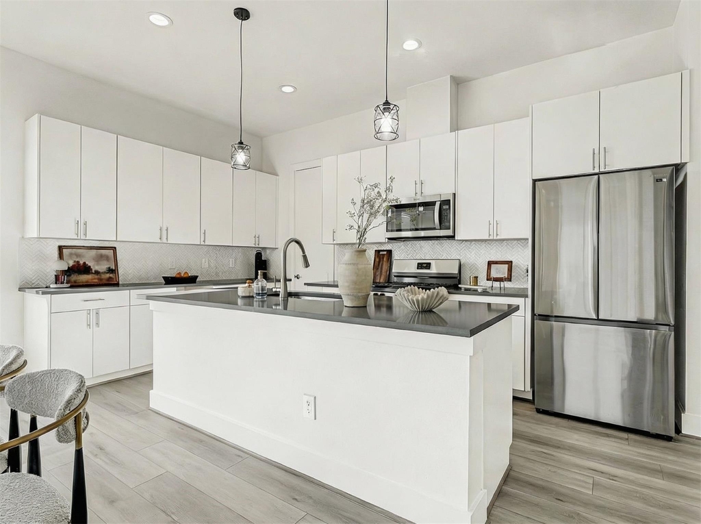 3313 Baer Street - Photo 8