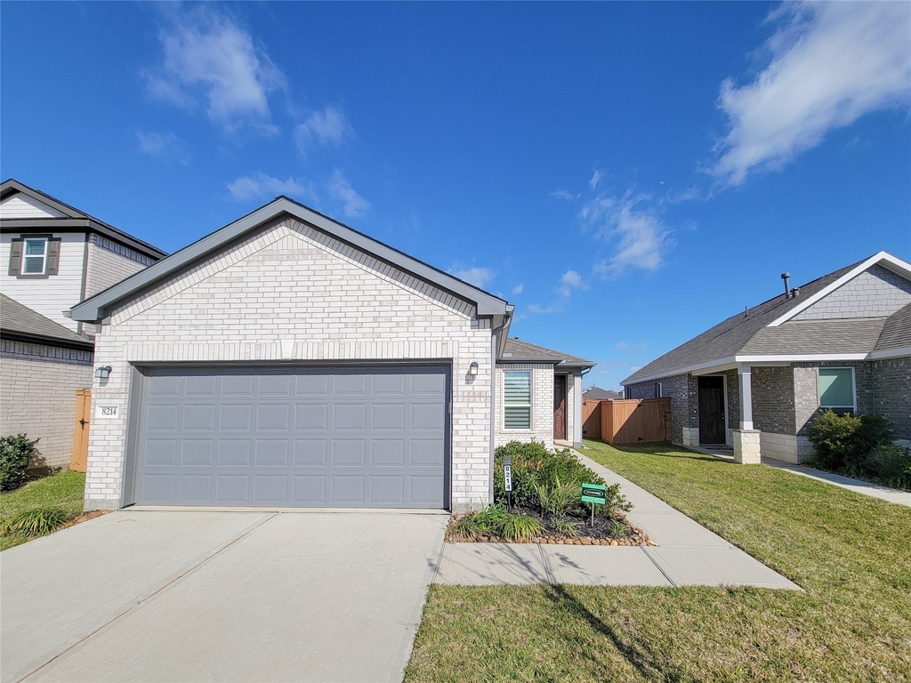 8214 Leisure Point Drive - Photo 1
