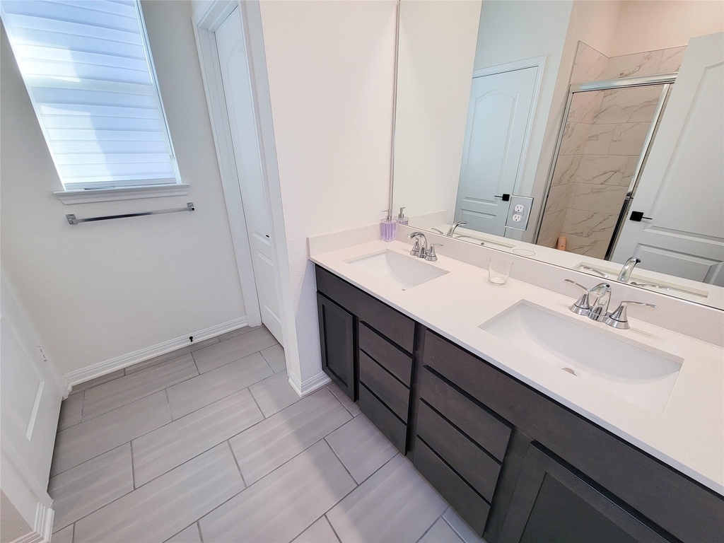 8214 Leisure Point Drive - Photo 21