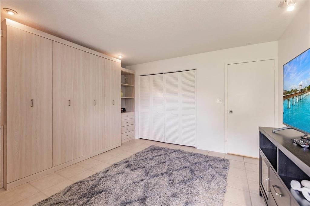 1255 E Peppertree Drive - Photo 14