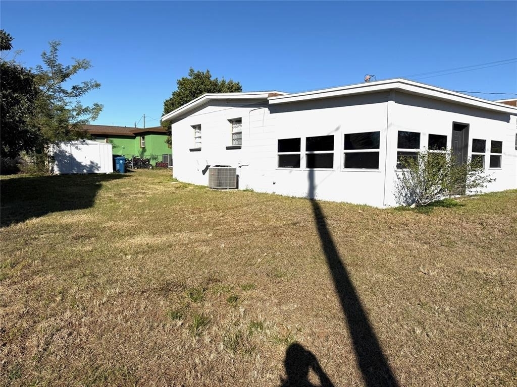 1125 Avenue L - Photo 1