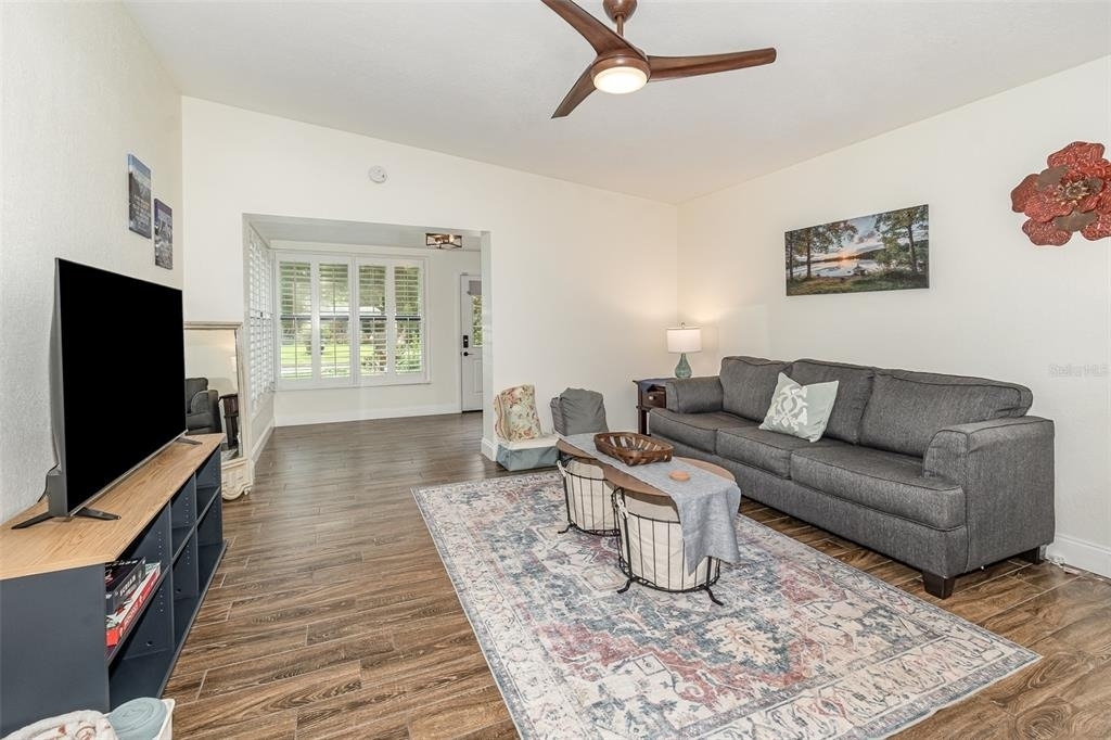2721 E Marks Street - Photo 7