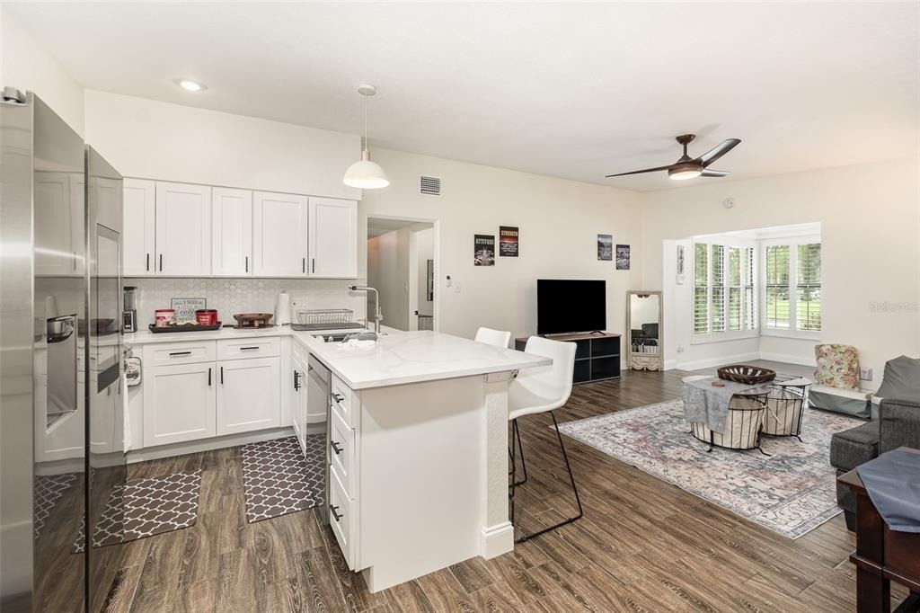 2721 E Marks Street - Photo 3