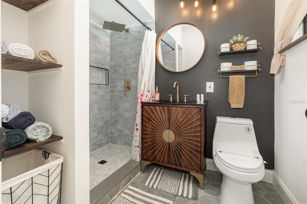 2721 E Marks Street - Photo 5