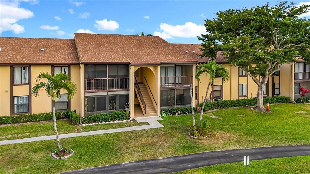 826 Sky Pine Way - Photo 4