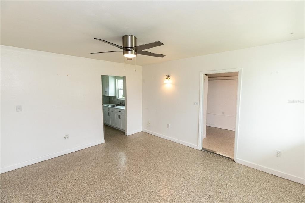 21043 Bersell Avenue - Photo 5