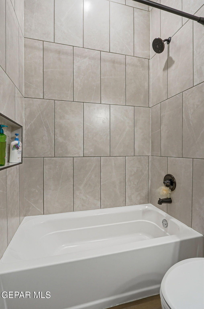 244 Farnborough Street - Photo 20