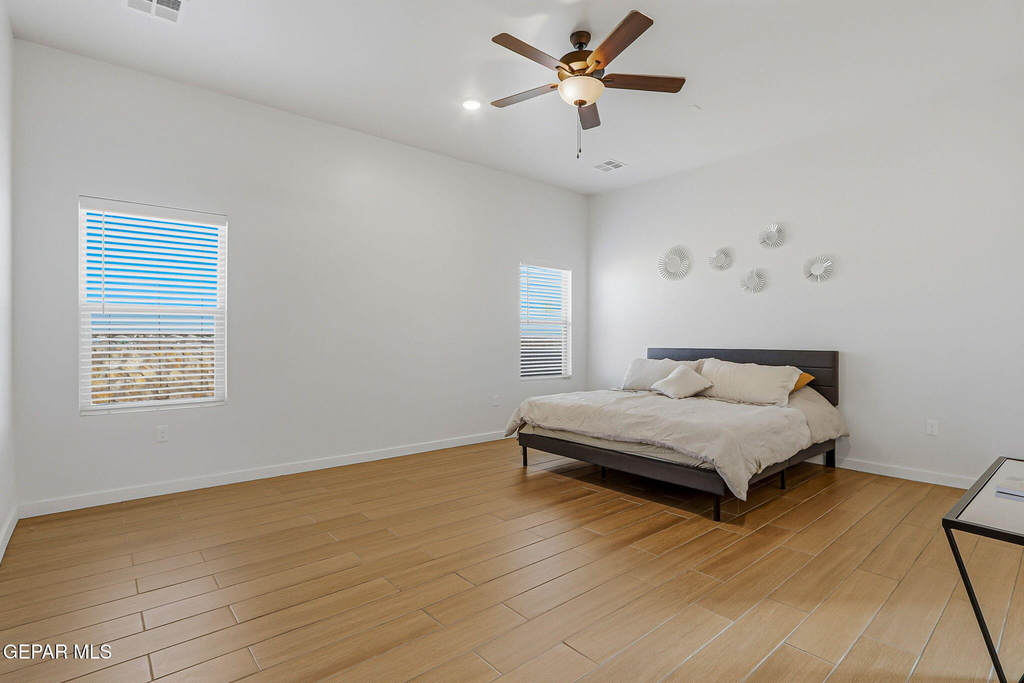 244 Farnborough Street - Photo 28