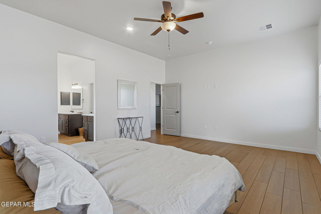 244 Farnborough Street - Photo 30