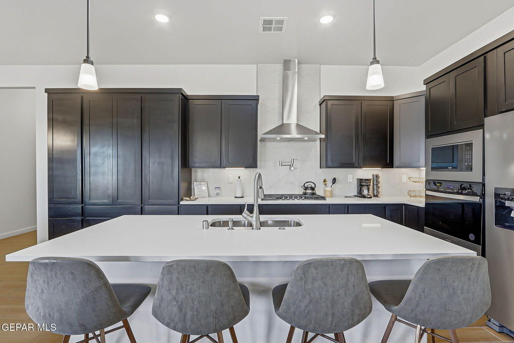 244 Farnborough Street - Photo 12