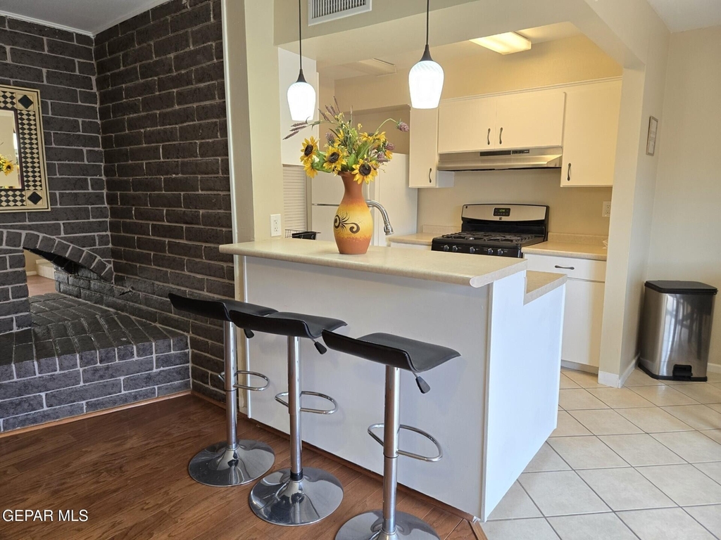 500 Thunderbird Drive - Photo 16