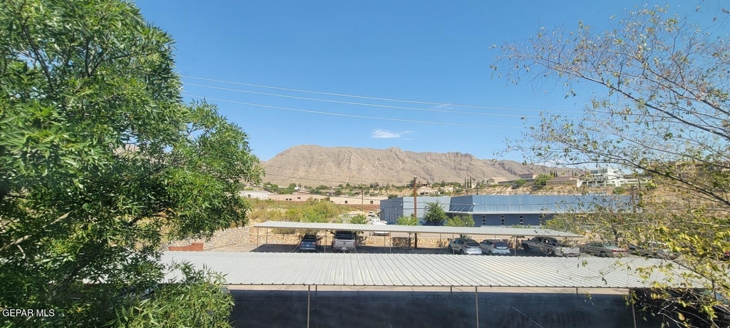 500 Thunderbird Drive - Photo 4