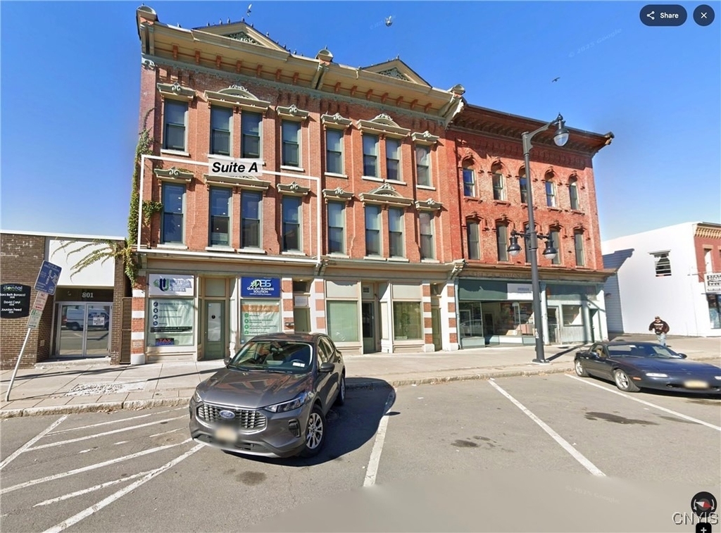 807-13 N Salina Street - Photo 0