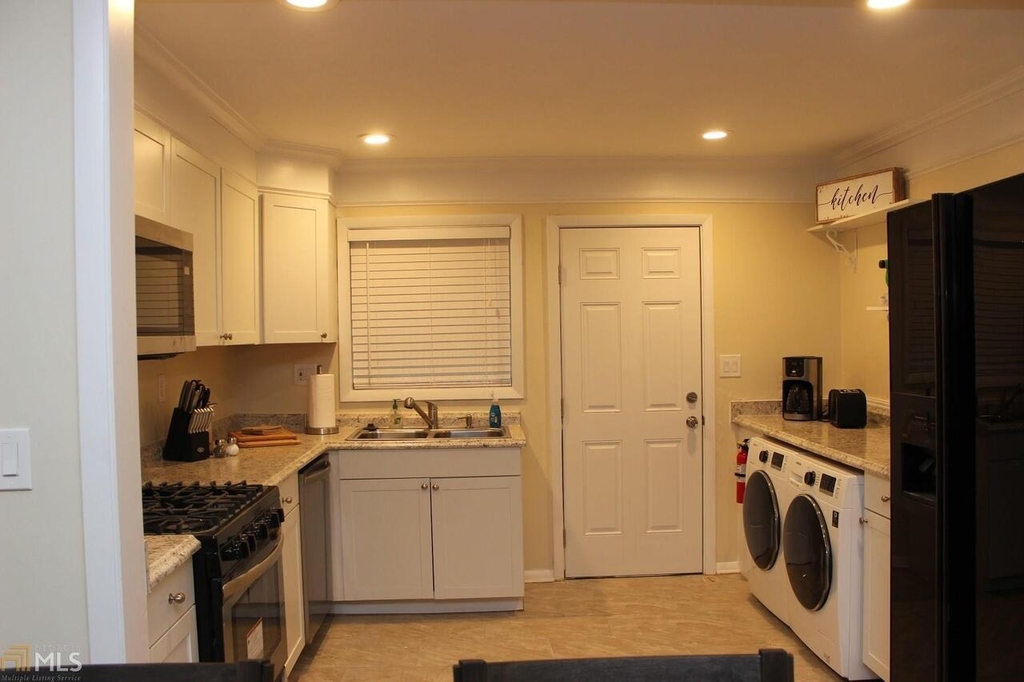1260 Woodland Avenue - Photo 7