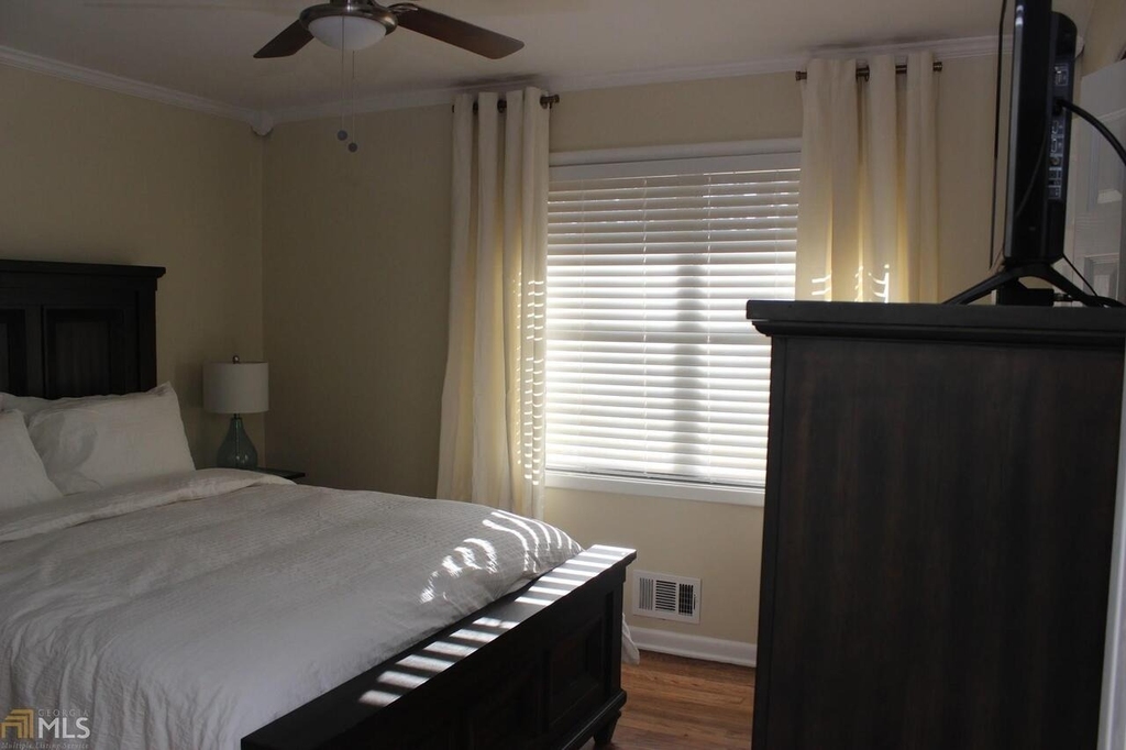 1260 Woodland Avenue - Photo 11