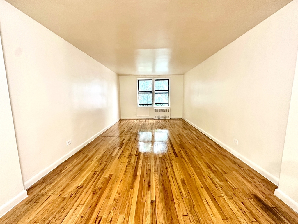 89-29 163rd Street - Photo 2