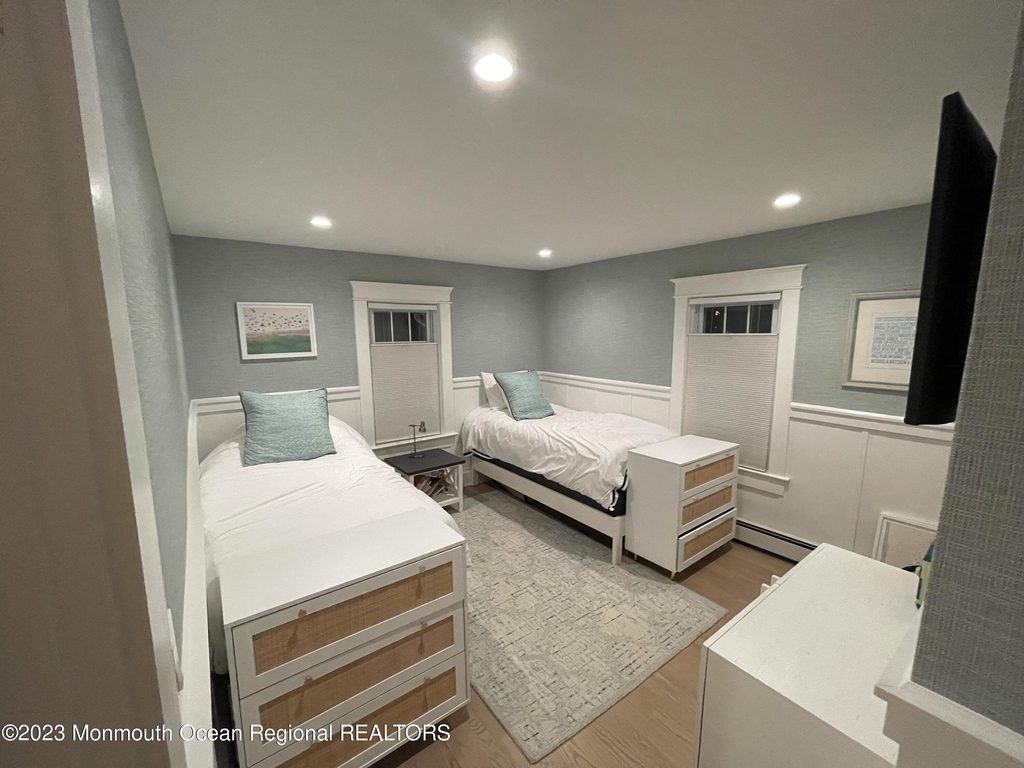 2112 Edgewood Place - Photo 11
