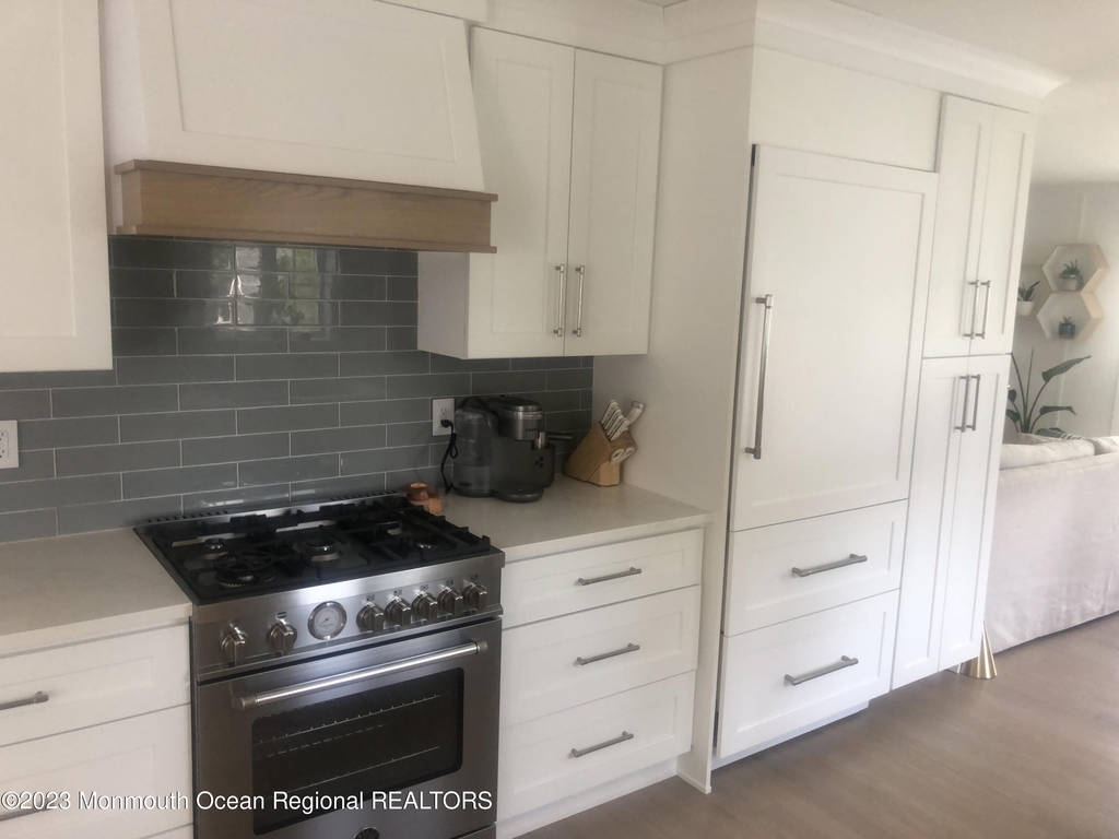 2112 Edgewood Place - Photo 3