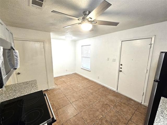 724 Bluebonnet Drive - Photo 8