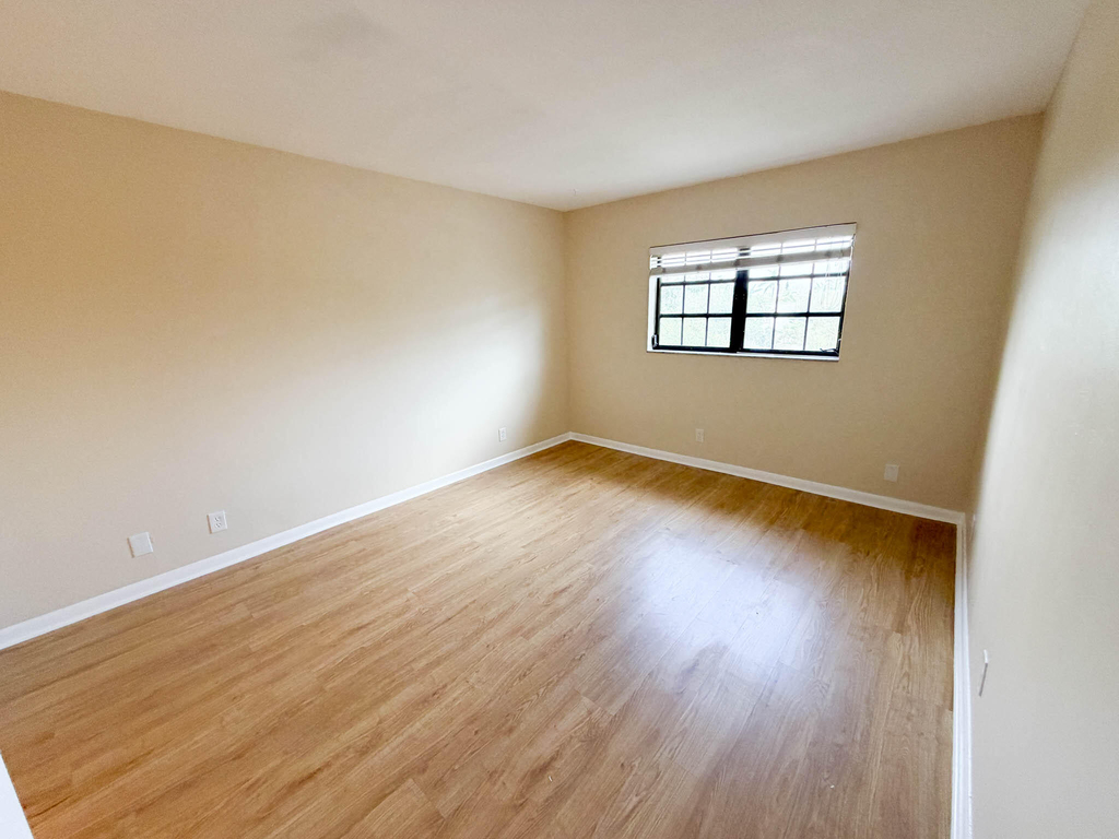 917 Ne 16th Avenue - Photo 16