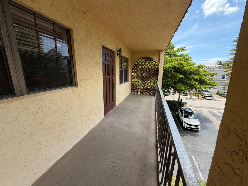 917 Ne 16th Avenue - Photo 21